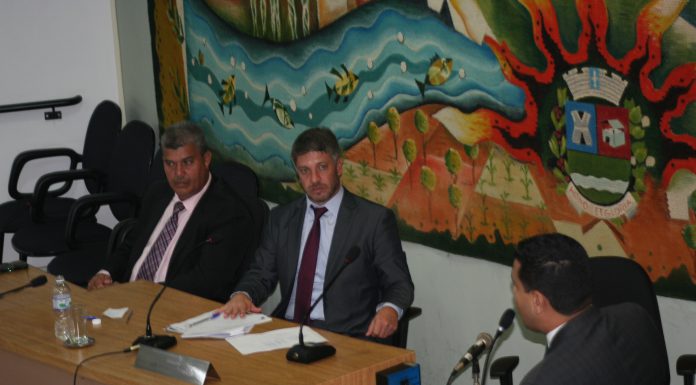 Vereadores da base do Prefeito cobram agilidade de secretários municipais